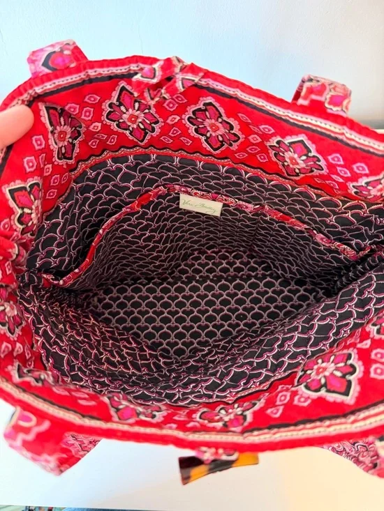 Vera Bradley Frankly Scarlet Tote Bag with Tortoise Shell Toggle - Picture 5 of 8